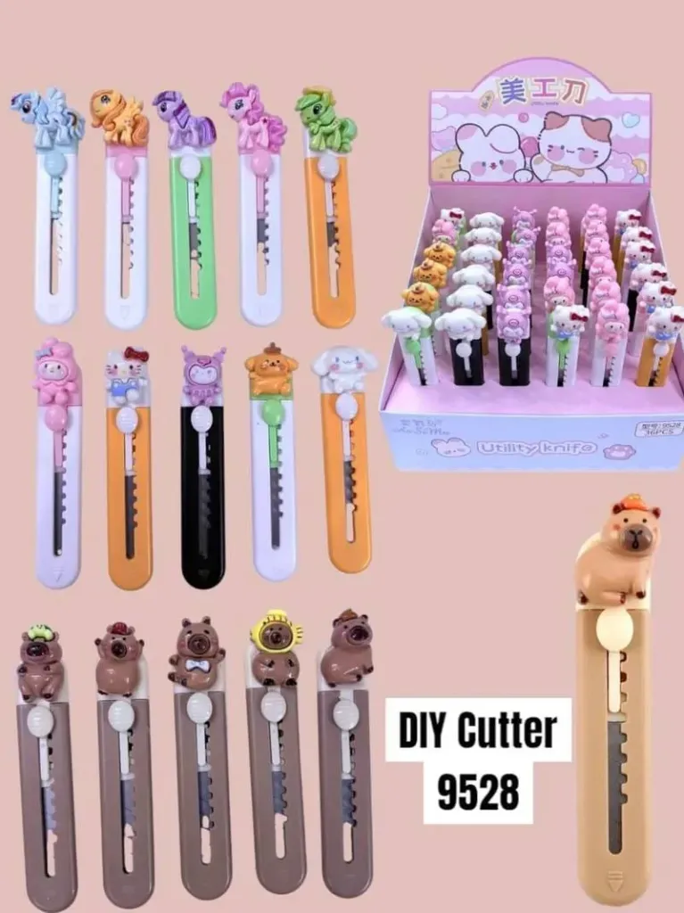 Cartoon Design Paper Cutter (1 Pcs)
