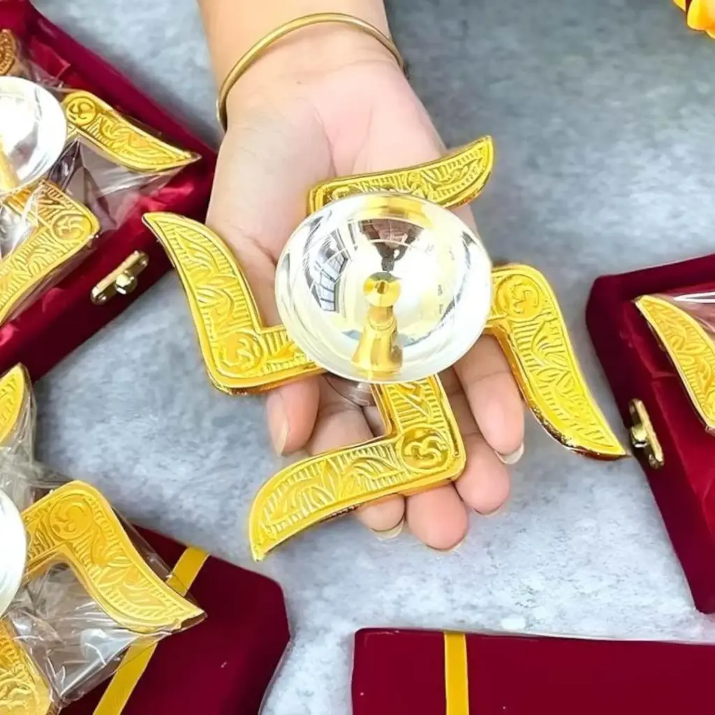 [KBS-558] Brass Swastik Diya